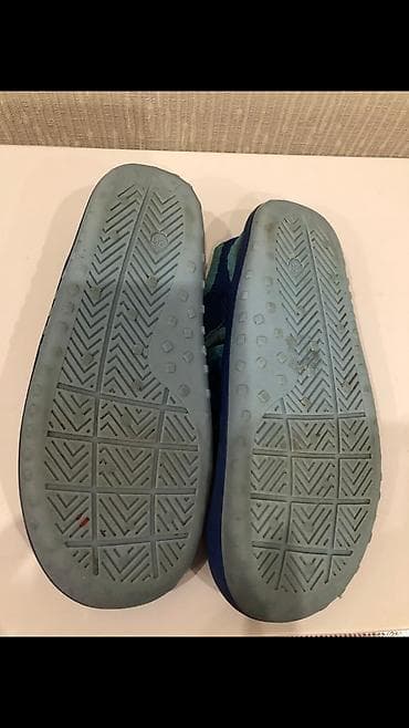 Столы для кормления: 26 razmer,yaxshi veziyyetde — 4