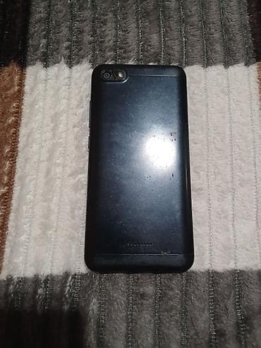 ses guclendiriciler: Smartfon - Ekran: təxminən 5 düym, toxunma ekran - Ön kamera: ekranın — 2