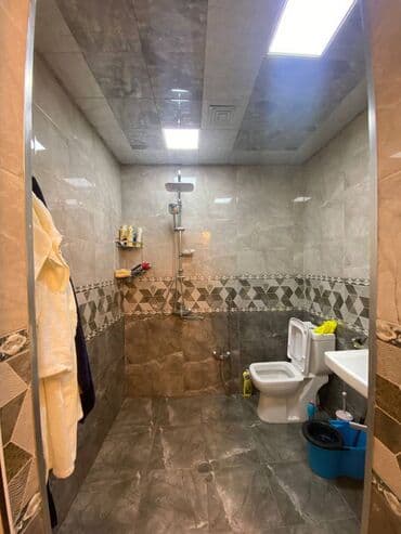 kesle kiraye: Mənzil kirayı verilir. 2 otaq 17.3 mərtəbə. Teze temirden cixmish — 9