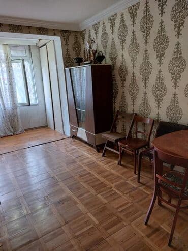 guven emlak: * Mənzil 2 otaqdan 3 otağa artırılıb, mətbəx eyvana keçirilib, orta — 3