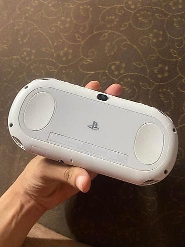 video ceken: Sony playstation slim white Konsol seliqeli istifade olunub Cox ideal — 3