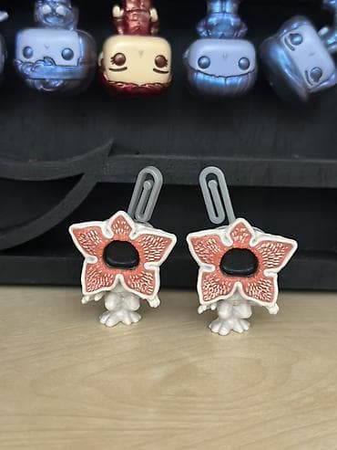 Zərgərlik əşyaları: Şarm — 1