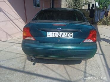 фольксваген гольф 1 6: Ford Focus: 2 л | 2001 г. 123528 км Седан — 3