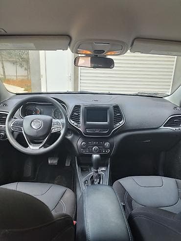 ferrari satilir: Jeep Cherokee: 2.4 l | 2018 il — 5