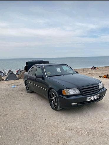 Mercedes-Benz S-Class sedan (W140) – qara rəng, 4 qapı, arxa — 5