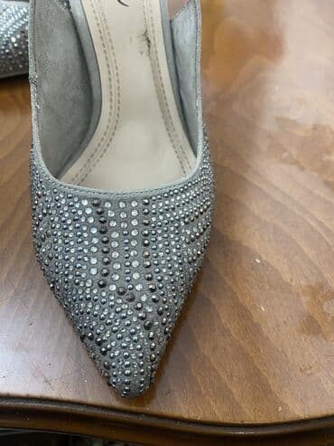 женские босоножки на широкую ногу: Размер: 39, цвет - Серебристый, Б/у — 2