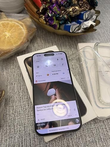 ayfon 4s: IPhone 15 Pro, 256 GB, Natural Titanium, Zəmanət — 4