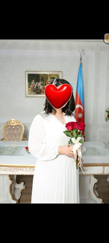 don ziyafət: Don120manata alinib bir defe geyinilib 42beden olsada44 bedenede — 2