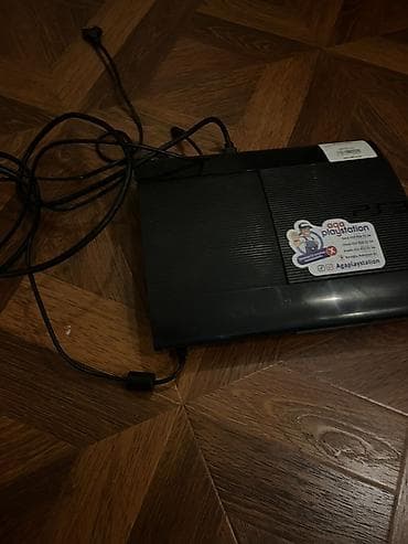 PS3 (Sony PlayStation 3): PlayStation 3 (PS3) Super Slim oyun konsolu - Model: PS3 Super Slim - — 2