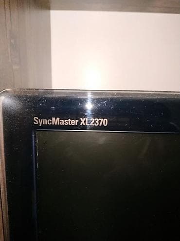 kompu: Stolüstü kompüter dəsti, işlək vəziyyətdədir Sistem blok -	Gigabyte — 5