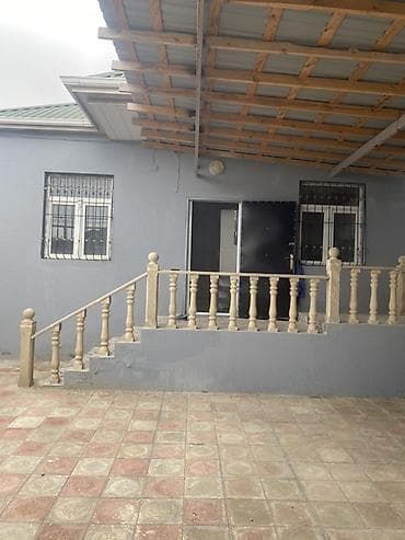 Kirayə qaraj: Həyətyanı sahə üçün daşla döşənmiş, üstü örtülü geniş qaraj/seyfəli — 9