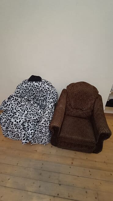 yazı masa: Qonaq otağı üçün, İşlənmiş, Açılmayan, Dördbucaq masa, 2 stul — 5