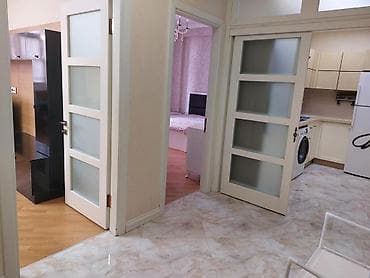 Mənzillər: İcarəyə verilir 2 otaqlı yeni tikili 70 m², 28 May m. Kateqoriya Yeni — 6