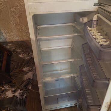 kreditle soyducu: Б/у 2 двери Beko Холодильник Продажа, цвет - Белый — 3