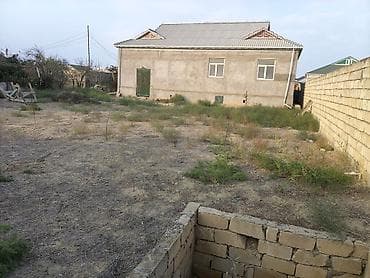 daxili kreditle evler: Satılır: həyət evi və torpaq sahəsi elave melumatcun zeng edin — 2