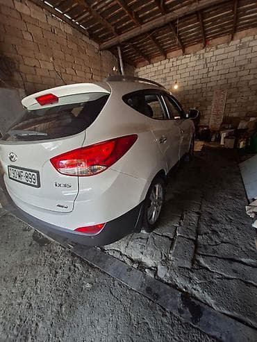 chery fulwin 2: Hyundai ix35, ağ rəng, 4WD (tam ötürücülü) krossover. Xüsusiyyətlər — 10