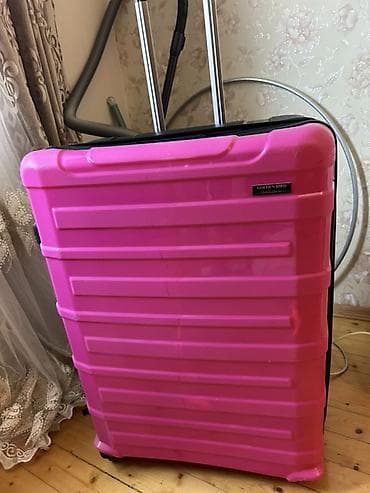 21k qizil: Seyahet camadani. 1defe iwlenib xaricden alinib. Bir tekeri yoxdur — 3