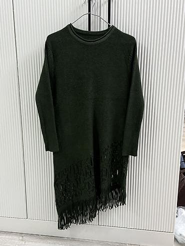 tunik: Lasinlə geyinməyə tunik. 2-3 dəfə geyinilib baha alınıb. M,L ölçüyə — 3