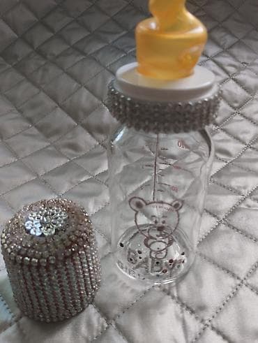 4 reqemli tortlar: Bəzəkli dekor dəsti və rhinestone-lu körpə butulkaları - 3 hissəli — 8