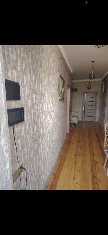 8 noyabr prospekti kiraye evler: Satılır: həyət evi - Tiplər: 1 mərtəbəli fərdi yaşayış evi, kürsülü — 5