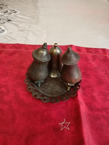 masa usdu kapter: Kolleksiya üçün bürünc süfrə dəsti - Dörd hissəli dekorativ dəst: 2 — 3