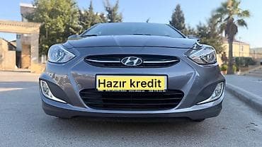 man sat: Hyundai Accent: 1.4 l | 2016 il Sedan — 5