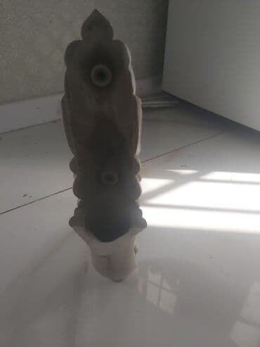 Qapı rezinləri: Dekorativ mebel ayağı – 1 ədədi 5 azn, işlənməyib. hərəsindən 10 ədəd — 6