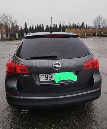 Avtomobil alışı: Opel Astra: 1.4 l | 2011 il 334000 km Universal — 2