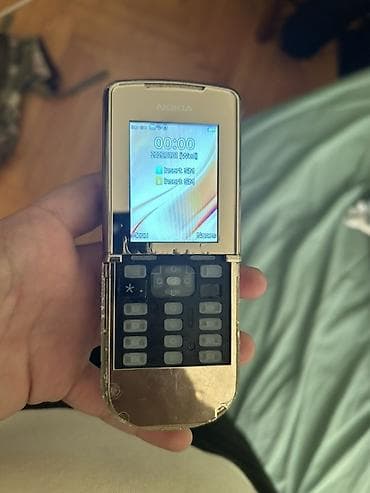 mini tozsoran: Nokia 8000 4G, < 2 GB Memory Capacity, rəng - Qara, İki sim kartlı — 3