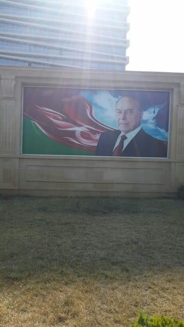 zumrud residence satilan evler: 6 sot, Tikinti, Mülkiyyətçi — 9