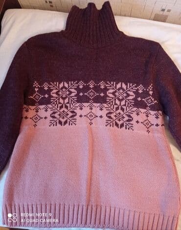 yundan kişi sviterləri: Qalın boğazlı sviter. Təzədir geyinilməyib. 36 razmerdir — 2