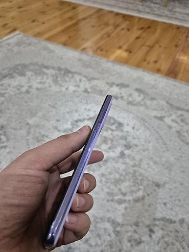 Фото и видеокамеры: Telefon ideal vəzyətdədir tək qüsuru ekranda qırzartı var yüngün onda — 2