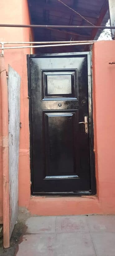 binəqədidə kirayə: 2 otaqlı. Biləcəri qəs. ploşadın yanı. Işləyən adamlara verilir — 8