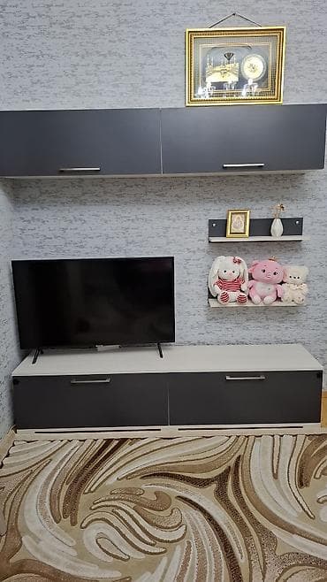 taxta polka: Düz TV altlığı, Polkalı, Laminat — 2