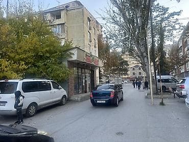 sumqayitda qaraj satilir: Mağaza şəxsi mağazamdı, Xırdalanda 28 ci məhəllədə yerləşir. Tam ( — 5