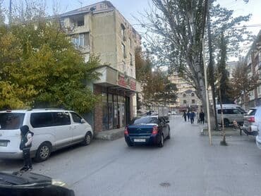 Lincoln: Obyekt Şexsi Obyektdi, Tam binaların ortasında yerleşir. yaxınlıgında — 7