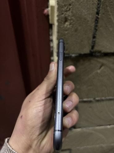 ikinci əl komputer: IPhone 11, 64 GB, Qara, Face ID — 2