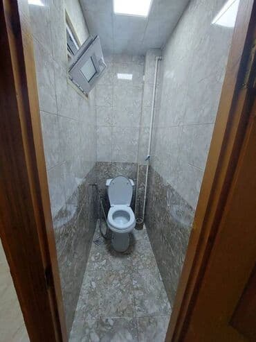 ucuz evler xirdalanda: Bakı, 2 otaqlı, Köhnə tikili, m. Xalqlar Dostluğu, 50 kv. m — 2