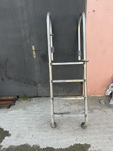 Paslanmayan poladdan hovuz nərdivanı - Material: yüksək keyfiyyətli