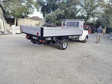 qazel bortu: Ford yük pikapı (platformalı) - Marka/model: Ford Transit şassi — 7