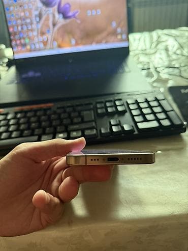 processor core i7: IPhone 16 Pro, 128 GB, Desert Titanium, Zəmanət, Simsiz şarj, Face ID — 5