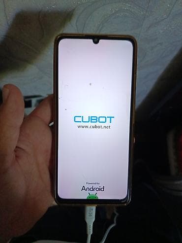 iphone x problemleri: Arxa hissədə mini ekranlı 📱 Satılır: CUBOT A20 Android 14 4 GB RAM — 6