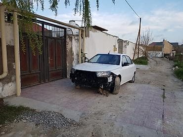 zigda satilan heyet evleri: 2 kv. m, 3 otaqlı, İşıq — 1