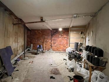 İcarəyə sahə – emalatxana/anbar üçün yararlı yer Təsvir: - Qapalı