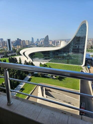 lənd kuruzer ucun led işıq lupası hardan tapmaq olar: Mənzil kirayə verilir. 3 otaq, 16.14 mər, 100 kv. Tam — 7