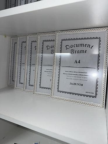 Çərçivə А4 (21 x 29.7 sm), Plastik