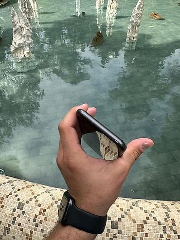 iphone adaptr: IPhone 11, Qara, Simsiz şarj — 3