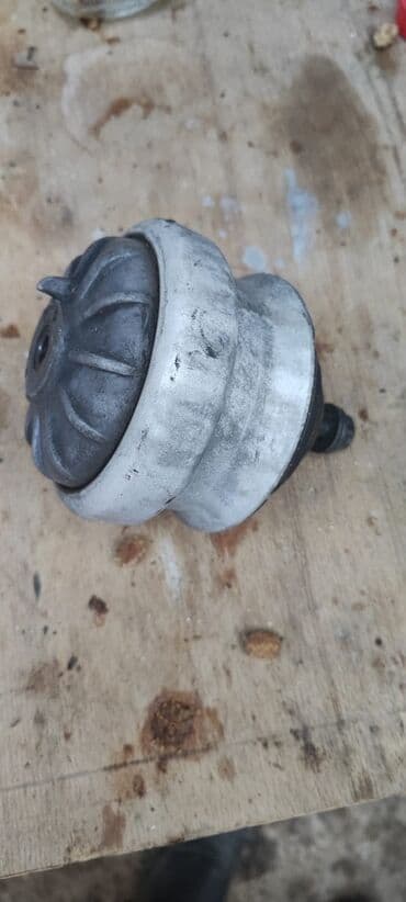 Sbor motorlar və silindr başlıqları: Mator yasdığı və diğər ili 2001ə qədər olan dizel Mersedeslərin bütün — 1