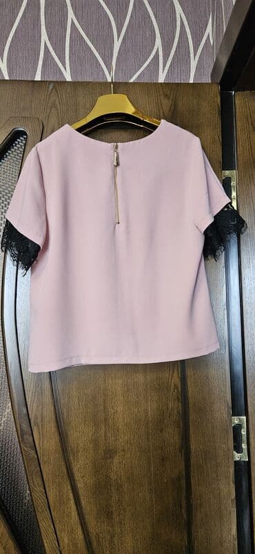 женские трикотажные спортивные костюмы: Brend: Sensiline Ölçü: EU 40 / RUS 46 / UK 12 İki hissədən ibarət — 5