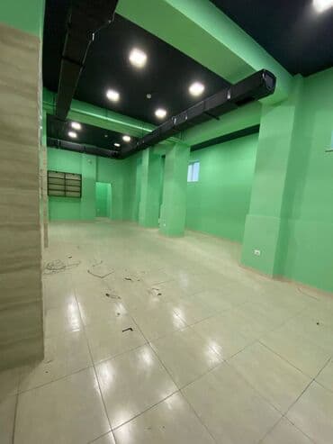 qarayev obyekt: Əhmədlidə ukraina meydanı tərəfdə yerləşən ümumi sahəsi 250 kv,m olan — 7